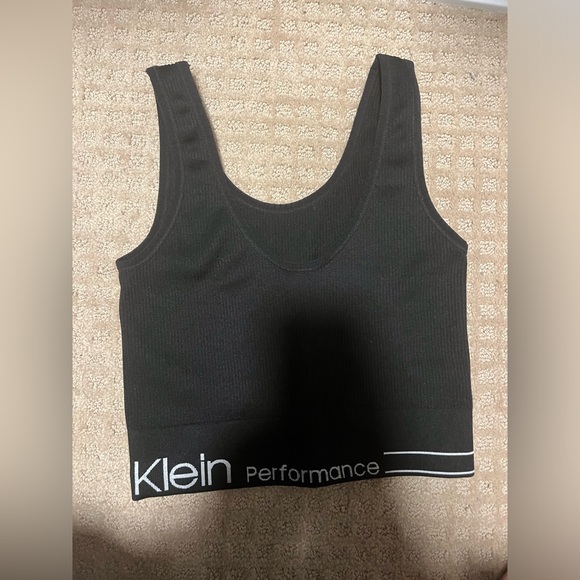 Black Calvin Klein sports bra - Picture 4 of 4